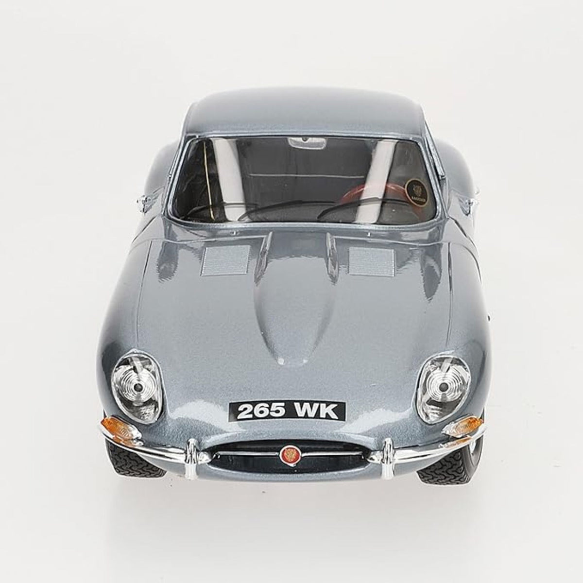 Bburago 1:18 Jaguar E-Type Coupe 1961 Diecast Model Car – Classic Collectible Replica